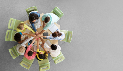 חושבים על הוראה מחדש: מודלים פדגוגיים נבחרים חושבים על הוראה מחדש: מודלים פדגוגיים נבחרים